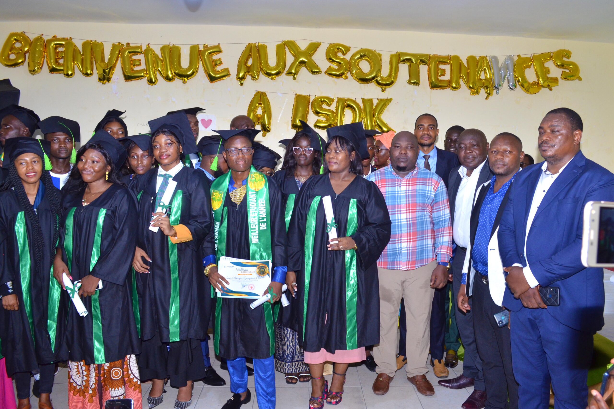 Picure of Cameroon Graduates